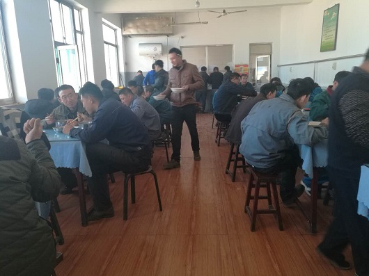 近日山西盛大钢结构食堂被吃货们挤爆啦，到底是何美味？