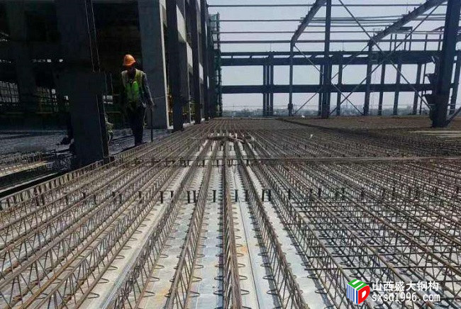 这是坑了谁的爹,楼承板厂家欲哭无泪